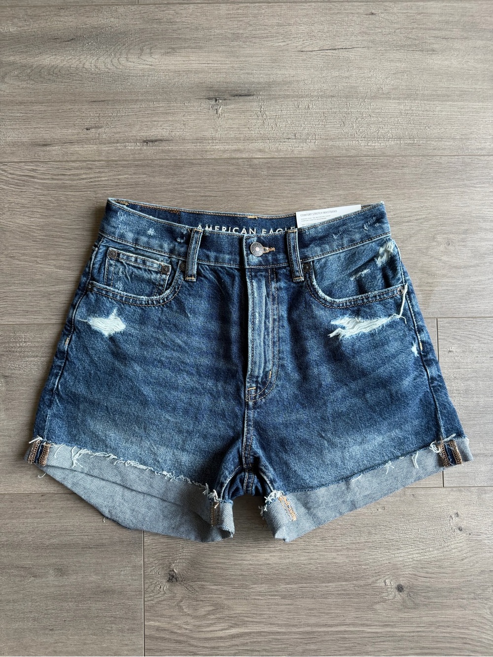 NWT American Eagle Highest Rise 90s Boyfriend short - comfort waistband - size 0